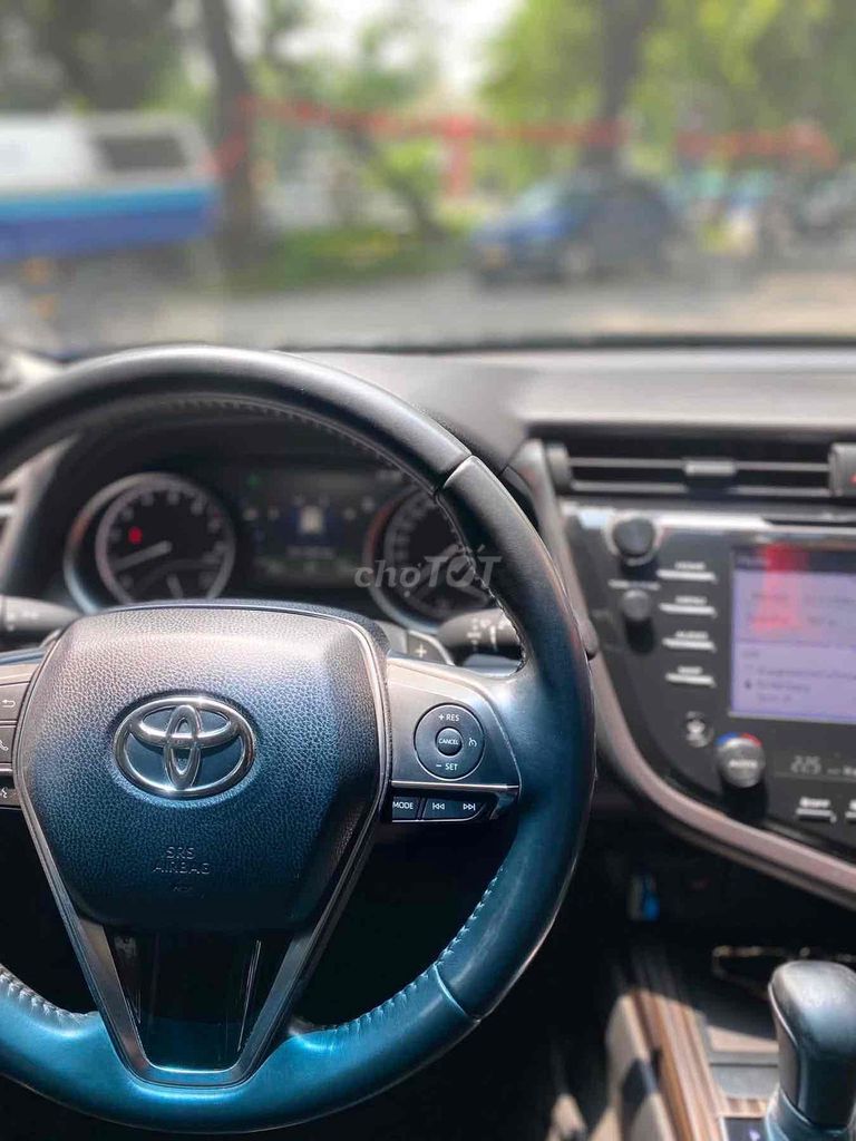 Toyota Camry 2.5Q - ảnh 4
