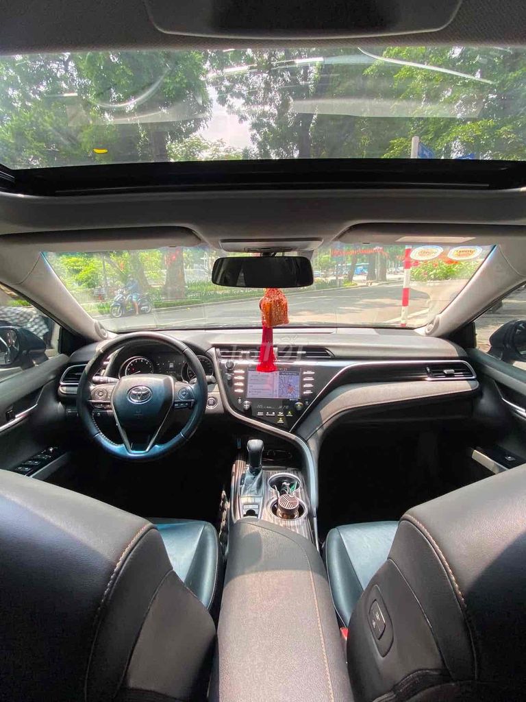 Toyota Camry 2.5Q - ảnh 5