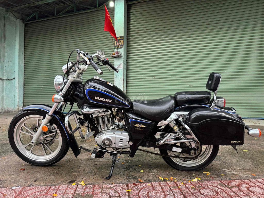 Suzuki GZ 2010 - ảnh 1