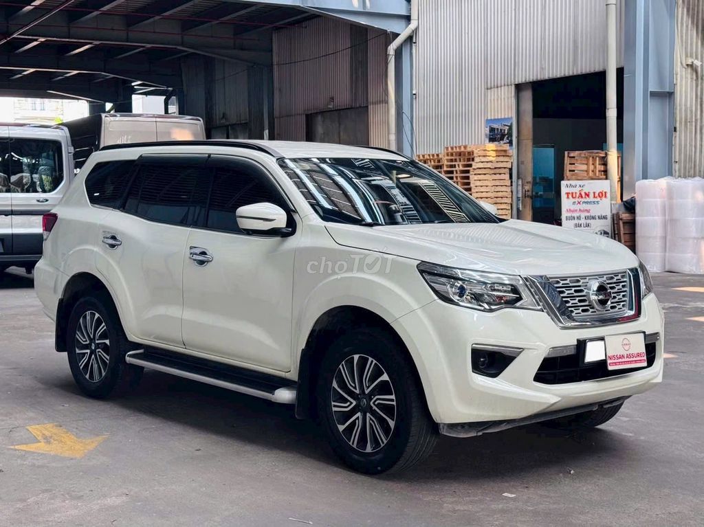 Nissan Terra - ảnh 3