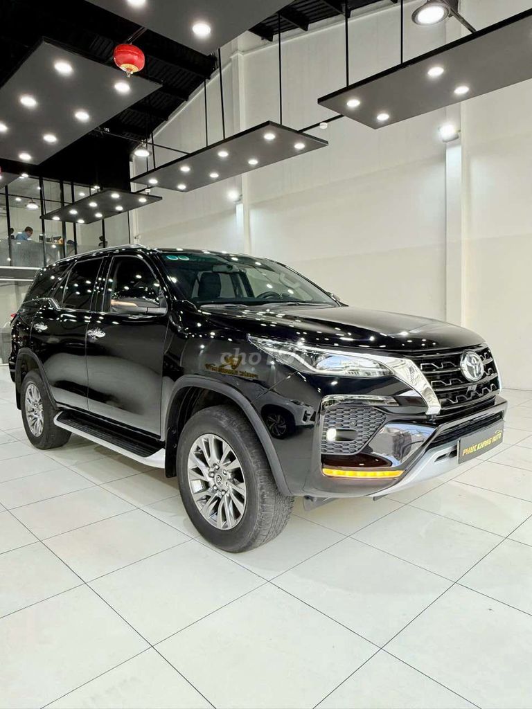 Toyota Fortuner 2022 - ảnh 1