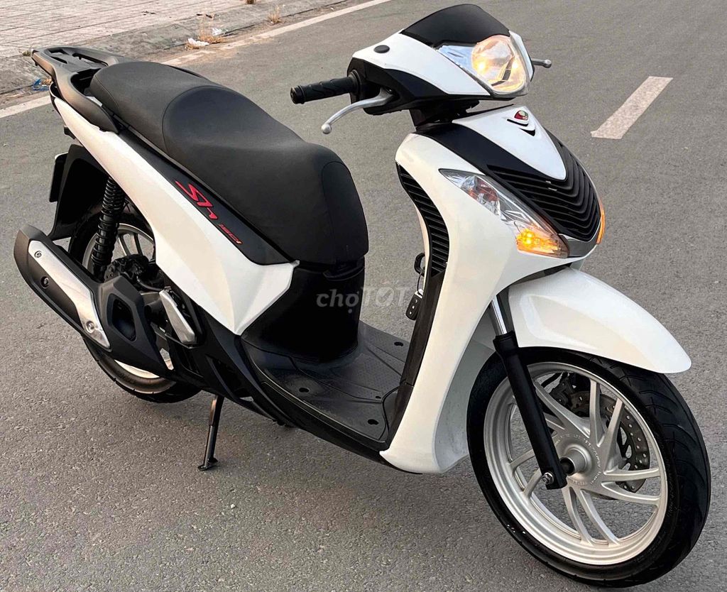 Honda SH 2013 - ảnh 1