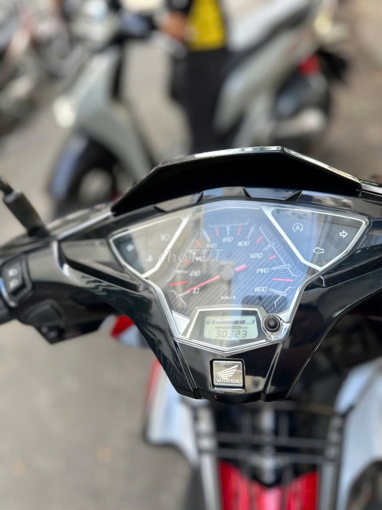 Honda Air Blade 2016 - ảnh 2