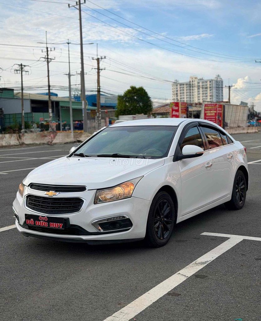 Chevrolet Cruze 2017 - ảnh 1