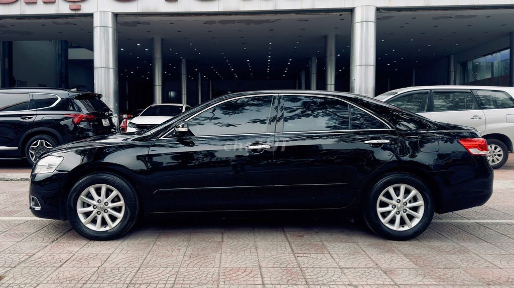 Toyota Camry 2009 - ảnh 2