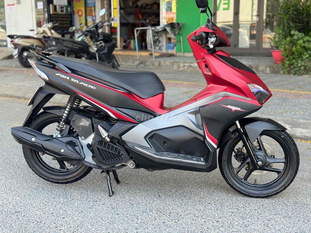 Honda Air Blade 2017 - ảnh 3