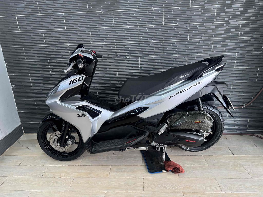 Honda Air Blade 2024 - ảnh 2