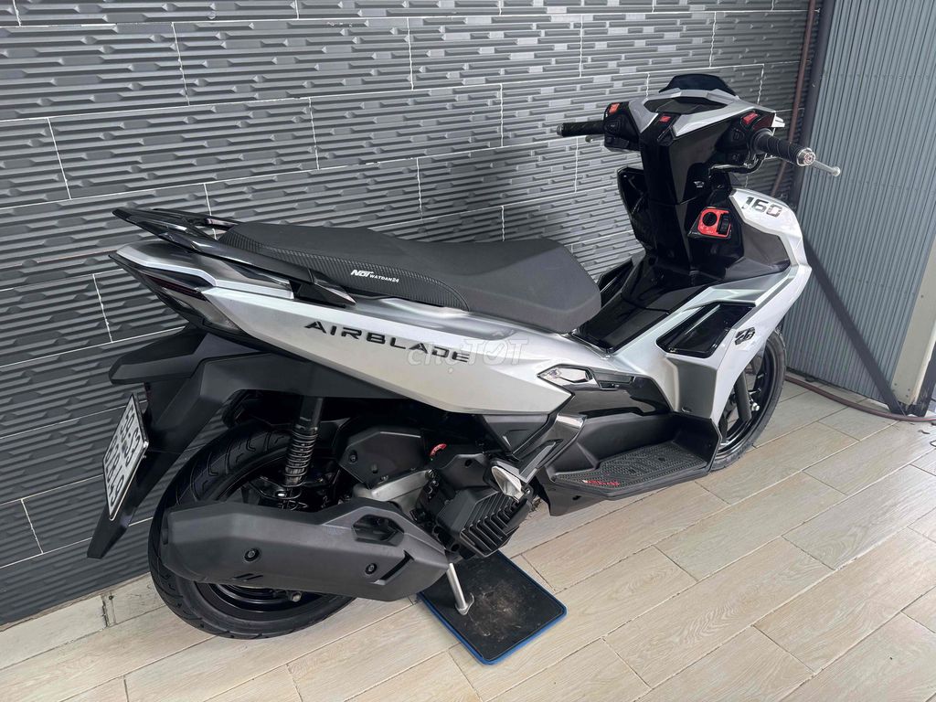 Honda Air Blade 2024 - ảnh 3