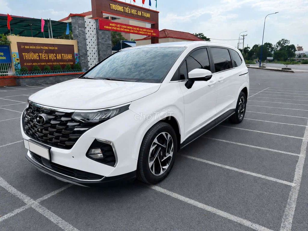 Hyundai Custin 2023 - ảnh 2