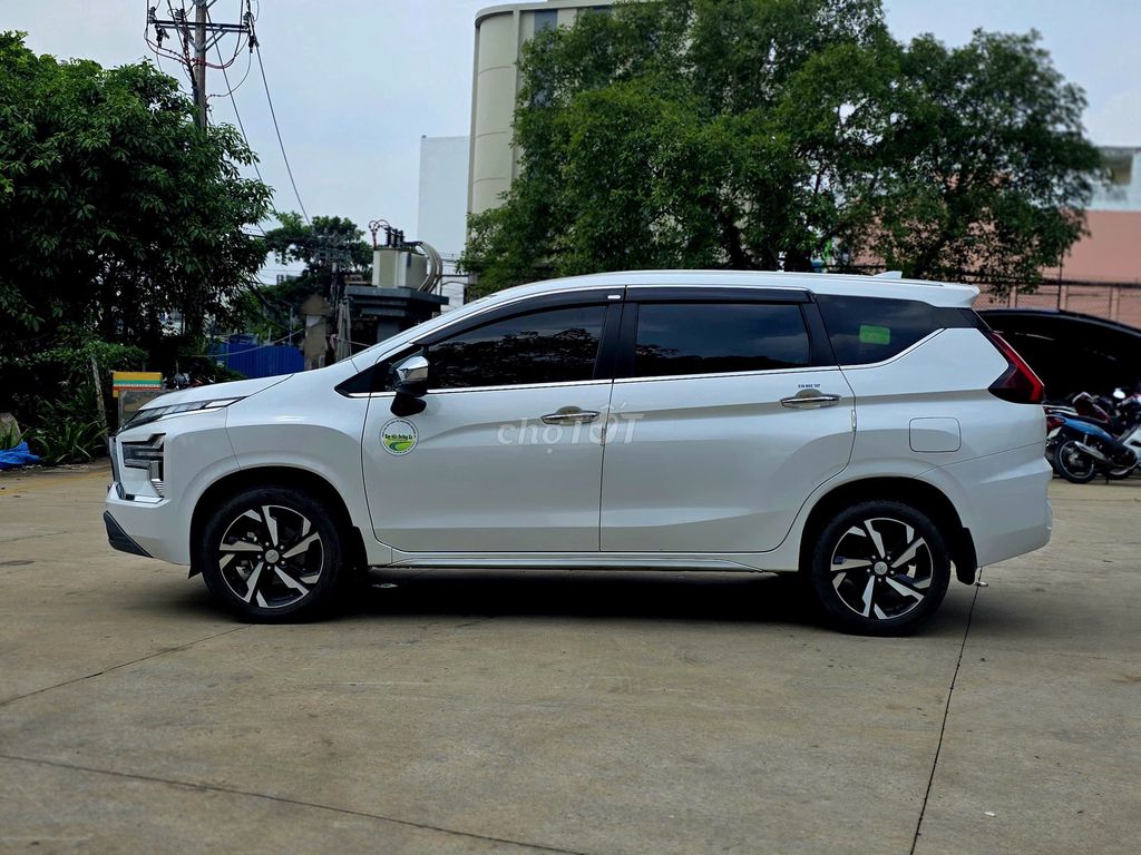 Mitsubishi 2025 - ảnh 3