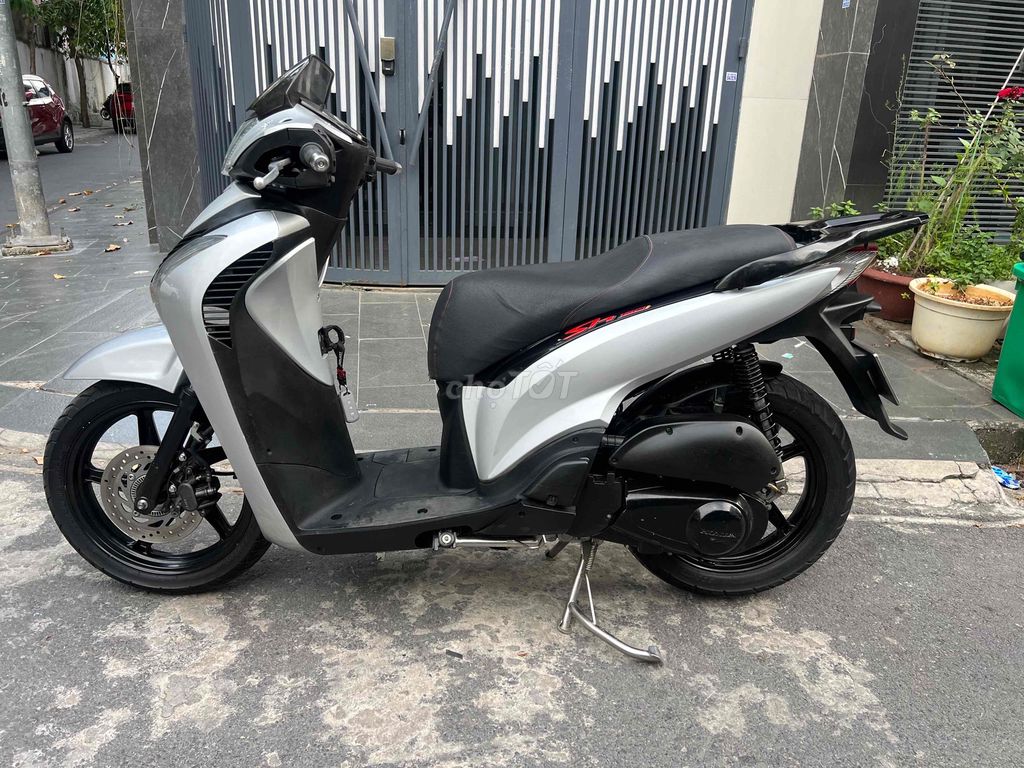 Honda SH 2017 - ảnh 1