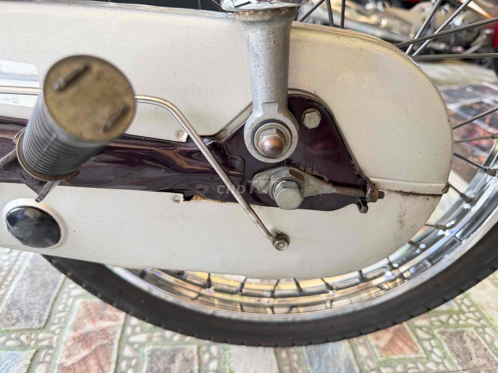 Honda Dream 1993 - ảnh 5