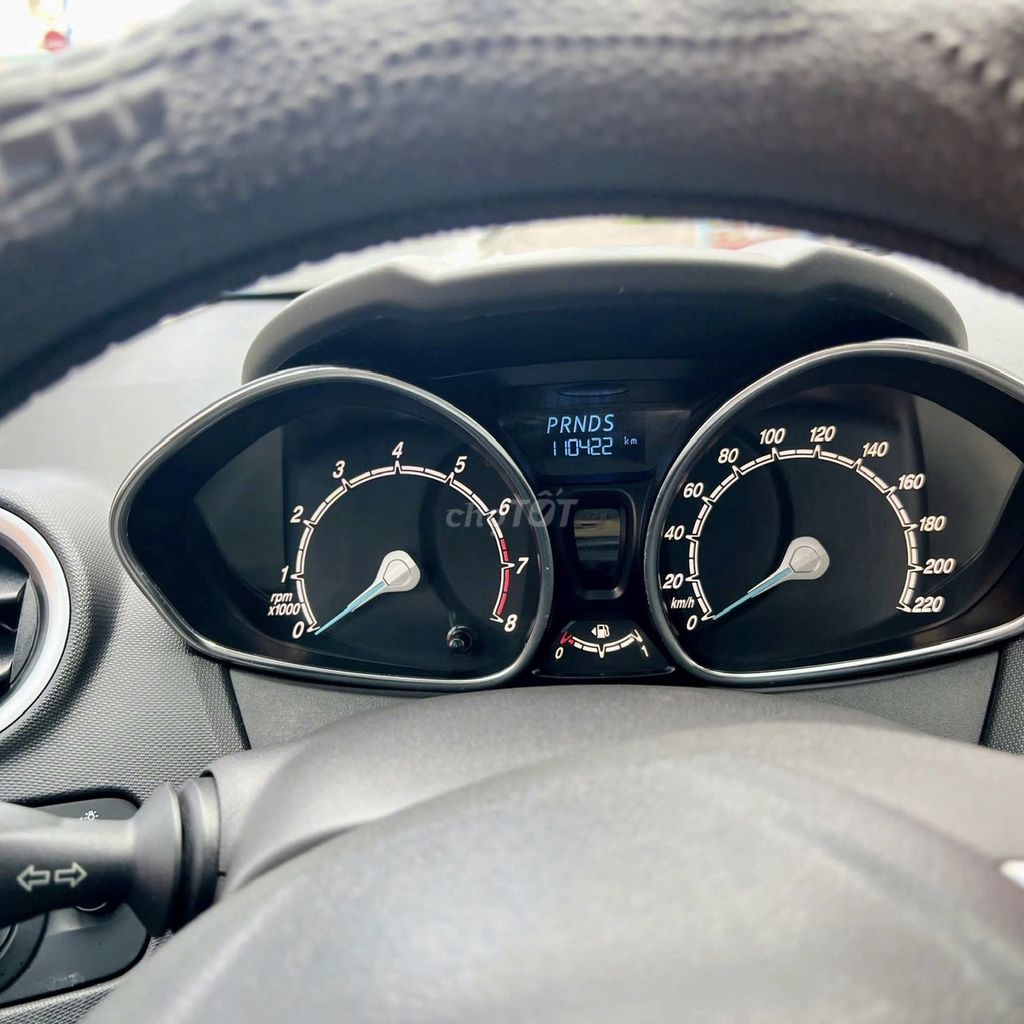 Ford Fiesta 2016 - ảnh 4