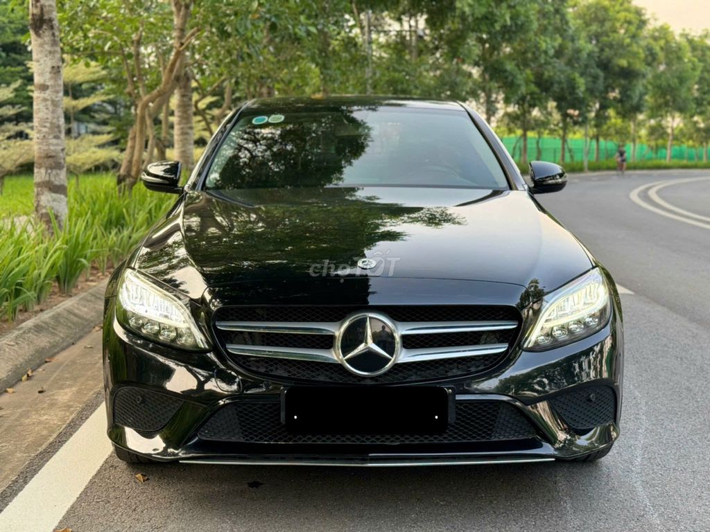 Mercedes-Benz 2020 - ảnh 1