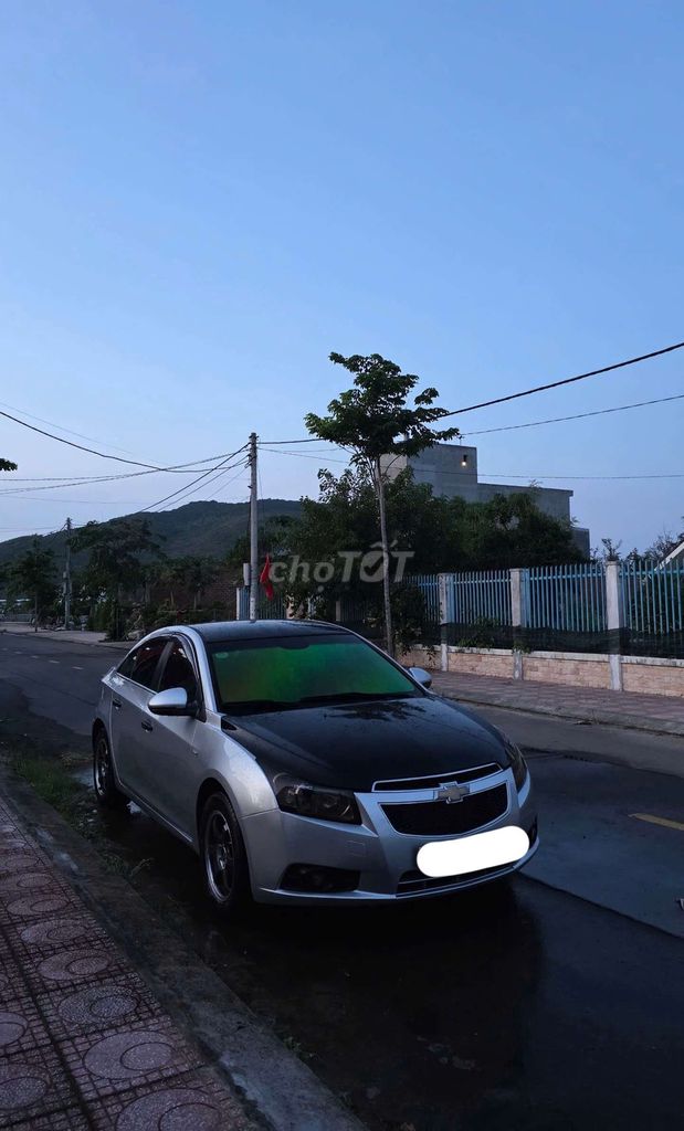 Chevrolet Cruze 2011 - ảnh 4