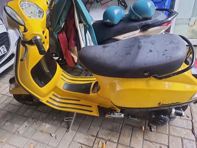 Piaggio Vespa 2012 - ảnh 1