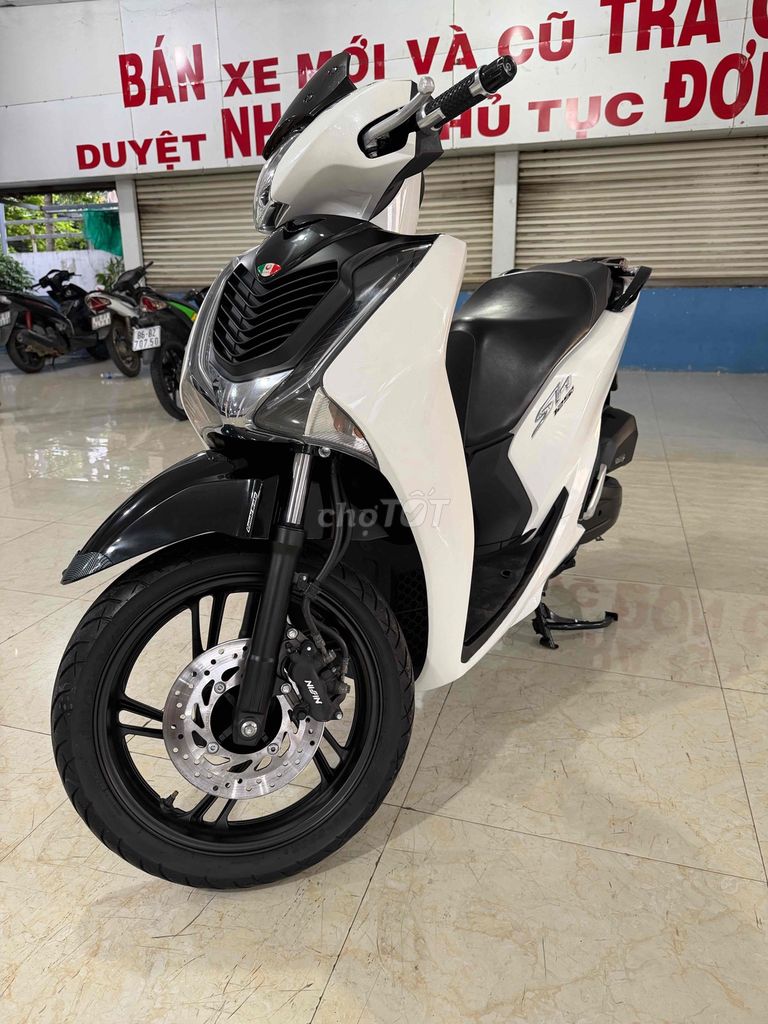 Honda SH 2018 - ảnh 1