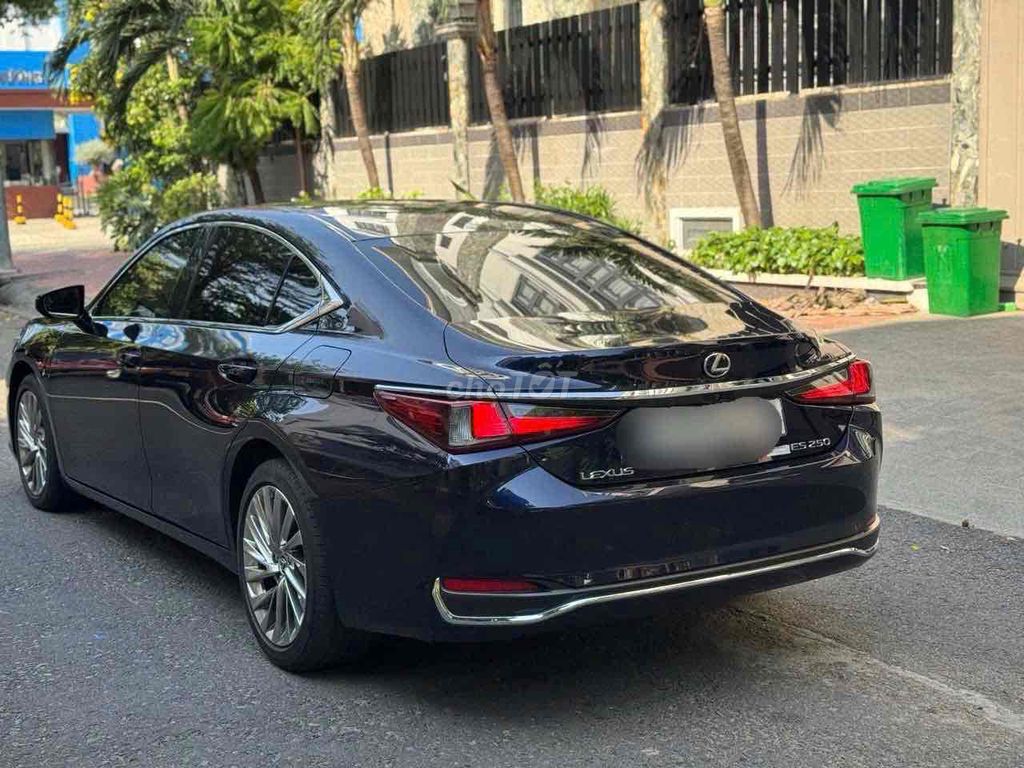 Lexus ES 2023 - ảnh 3