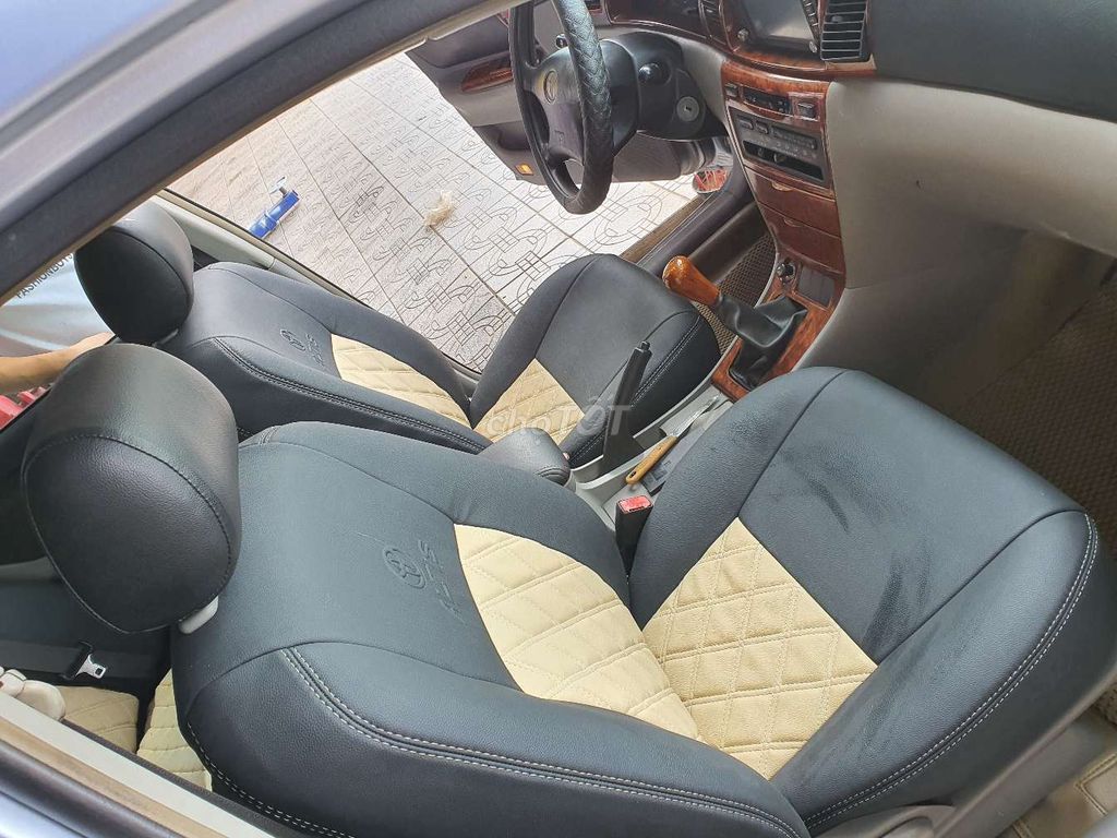 Toyota Corolla Altis - ảnh 1
