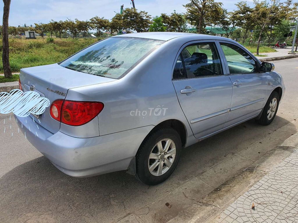 Toyota Corolla Altis - ảnh 3