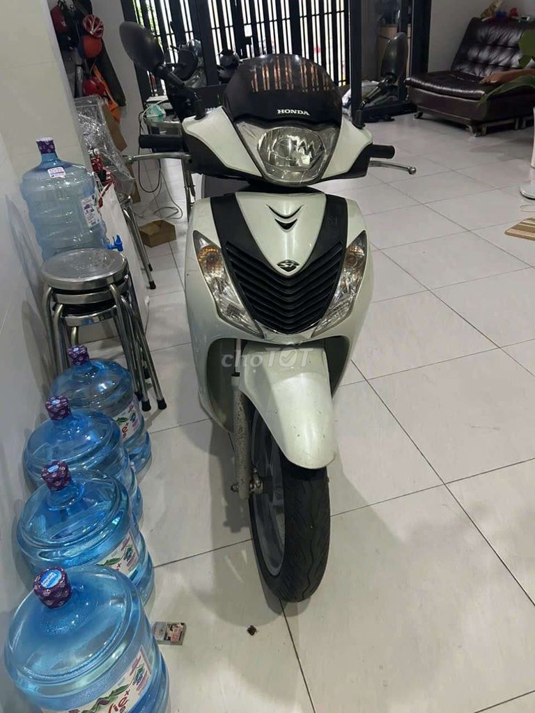 Honda SH 2011 - ảnh 2