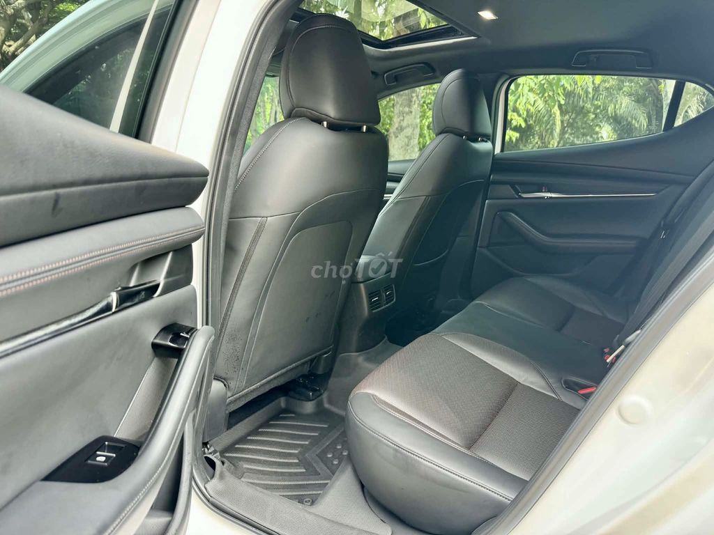 Mazda 3 2025 - ảnh 4