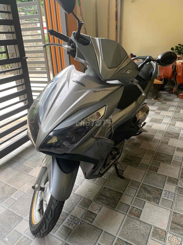 Honda Air Blade 2024 - ảnh 1