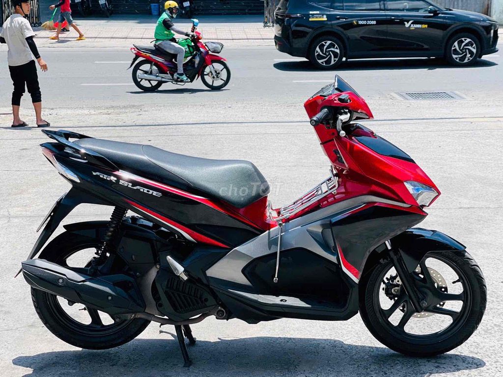 Honda Air Blade 2018 - ảnh 3
