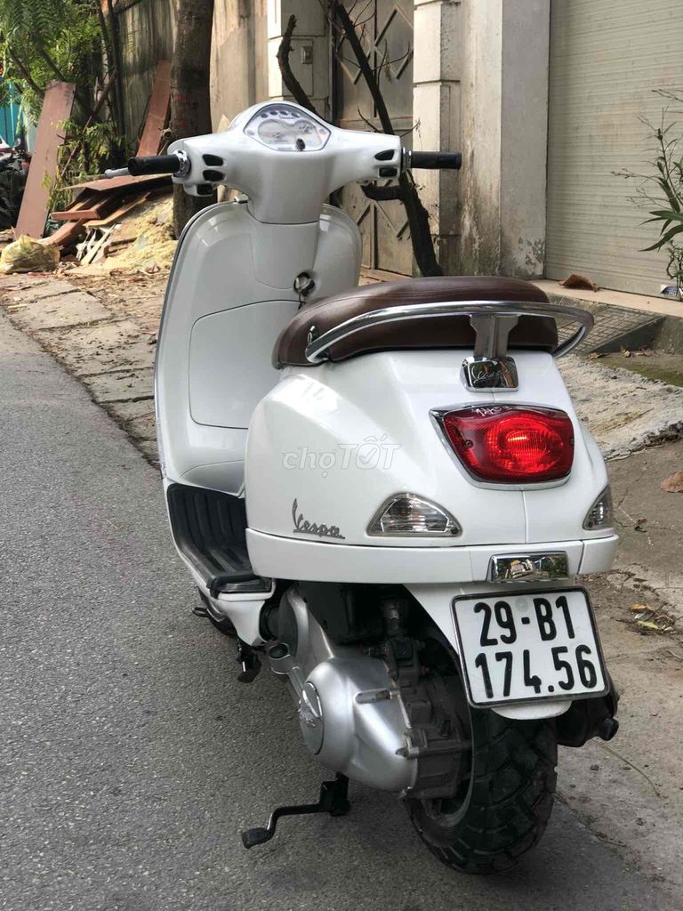 Piaggio Vespa 2015 - ảnh 4