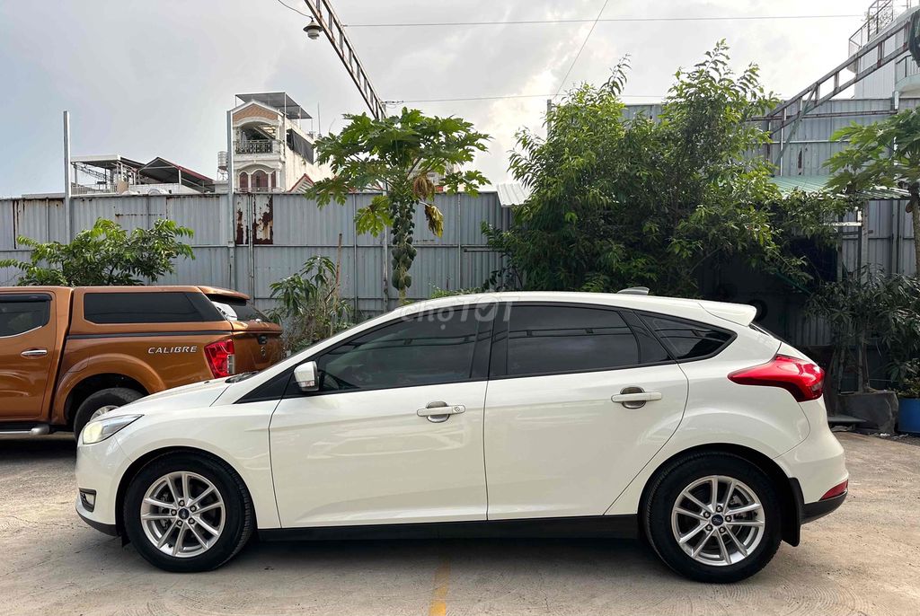 Ford Focus 2019 - ảnh 2