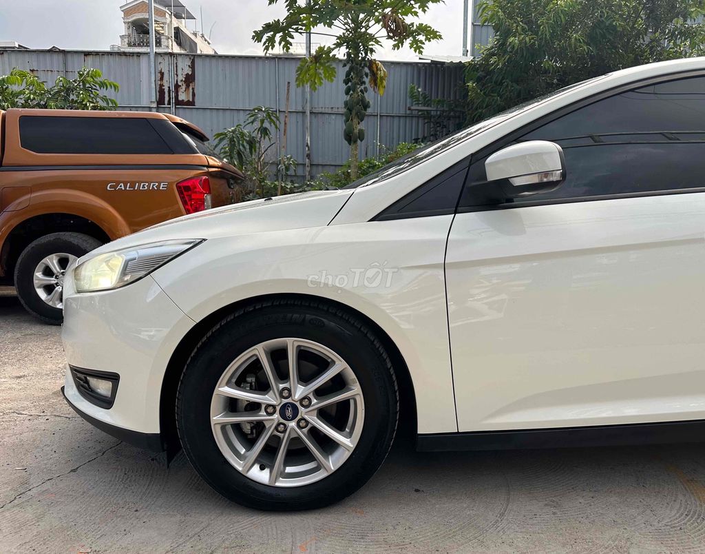 Ford Focus 2019 - ảnh 3