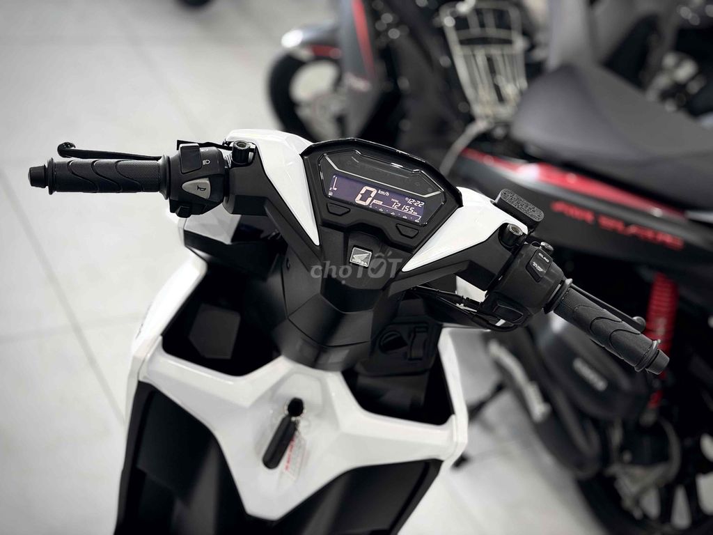 Vario 2021 - ảnh 3
