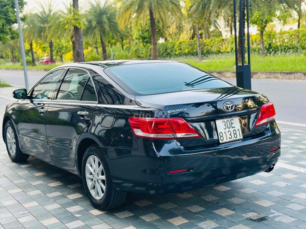 Toyota 2010 - ảnh 4