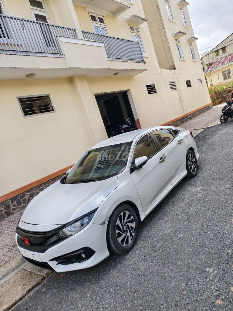 Honda Civic 2018 - ảnh 2