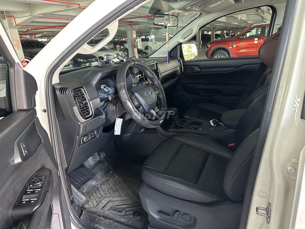 Ford Everest 2022 - ảnh 5