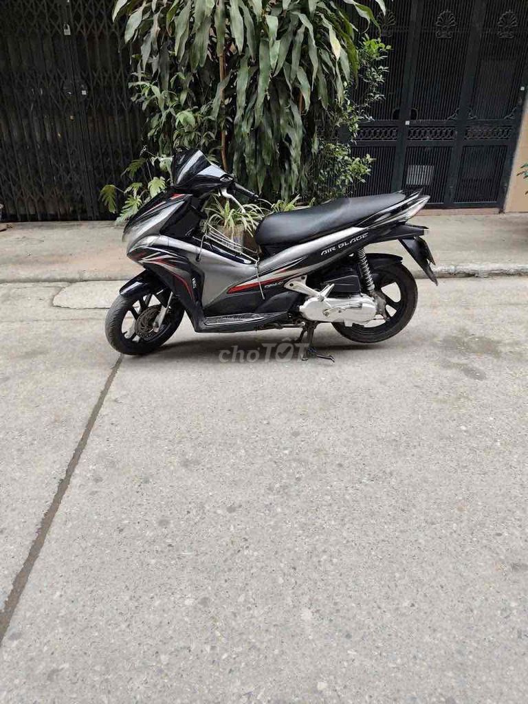 Honda Air Blade 2010 - ảnh 2