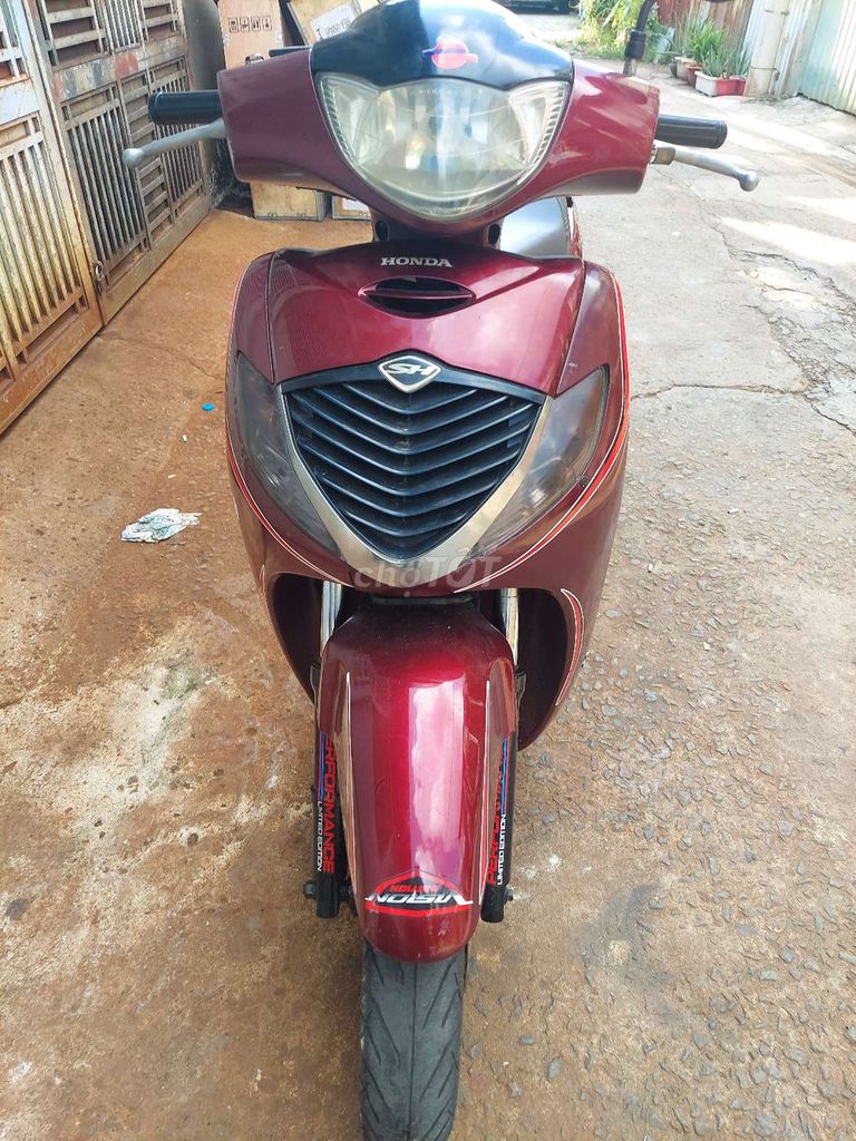 Honda Dylan 2005 - ảnh 2