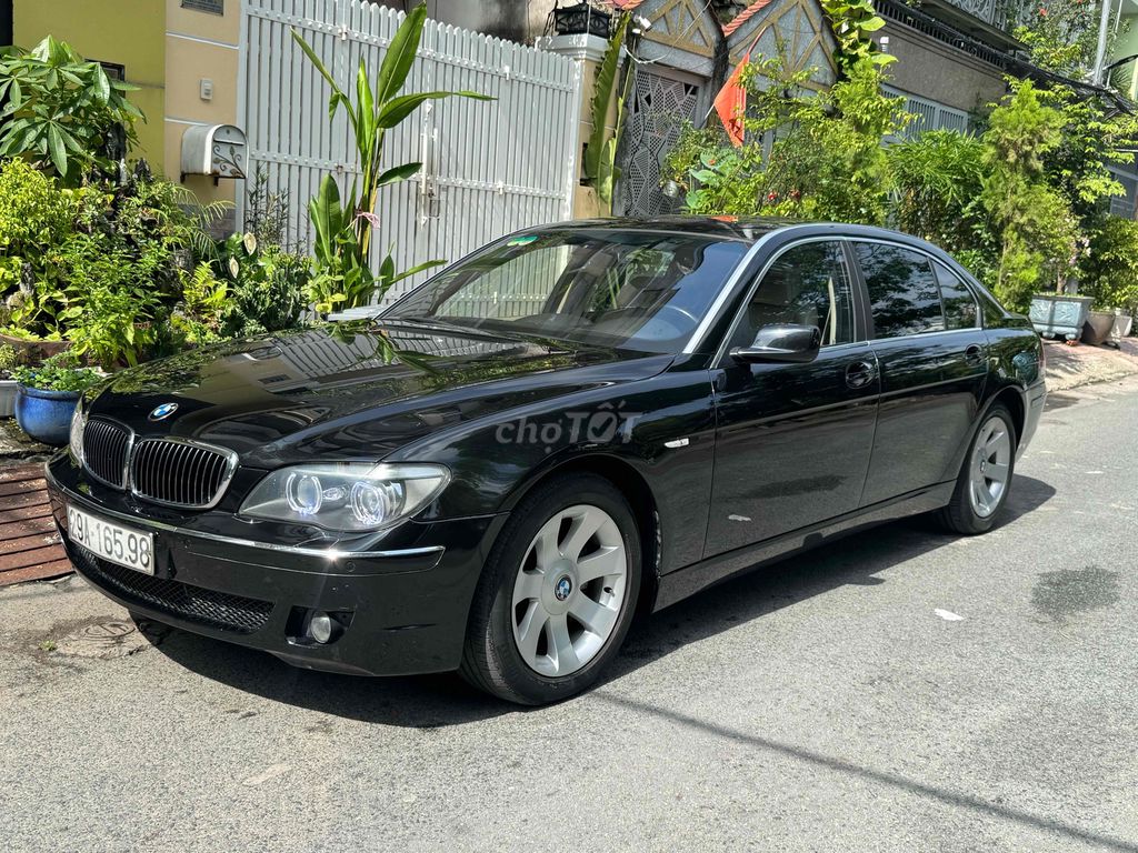 BMW 2008 - ảnh 1