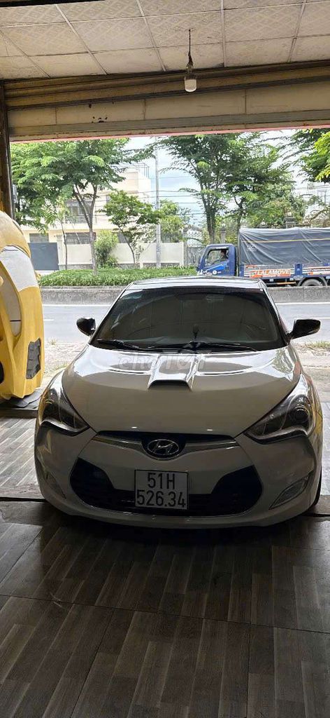 Hyundai Veloster 2011 - ảnh 3