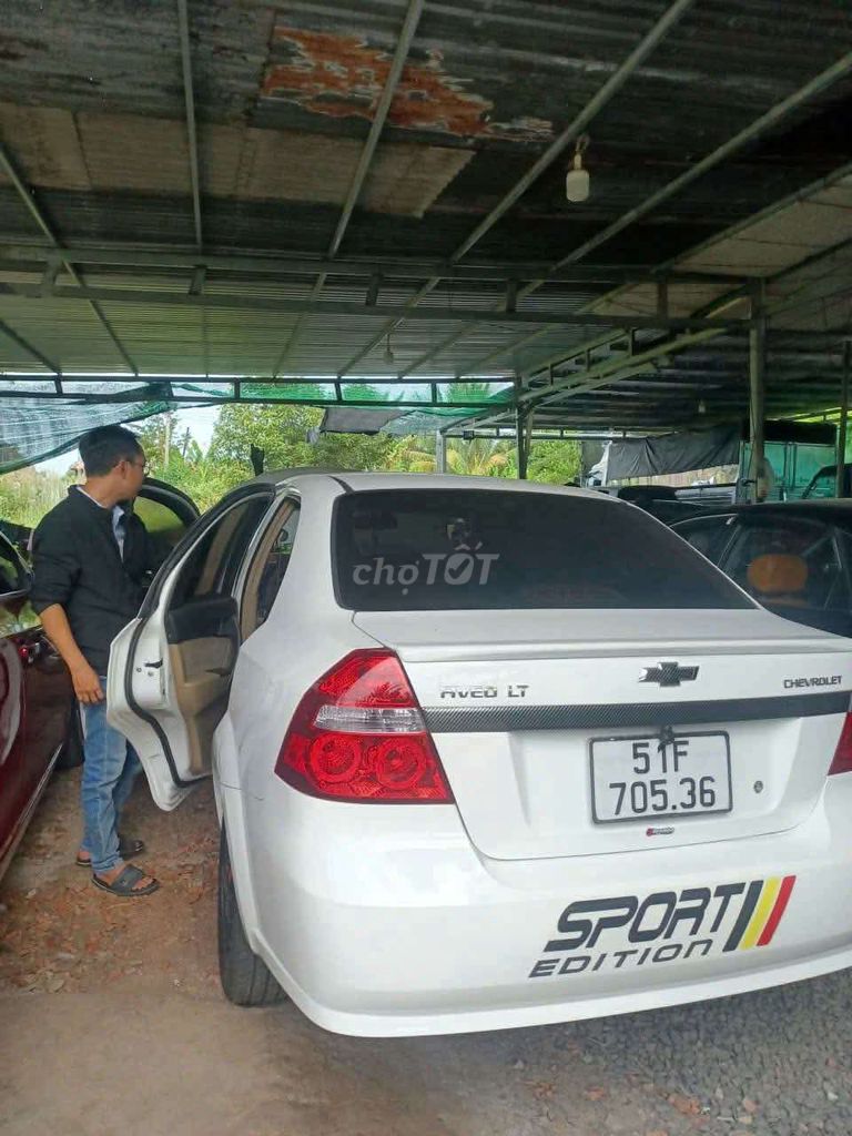 Chevrolet Aveo 2016 - ảnh 1