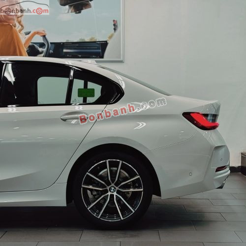 BMW 3 Series 320i Sport Line 2025 - ảnh 5