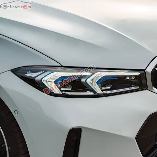 BMW 3 Series 320i M Sport 2025 - ảnh 3