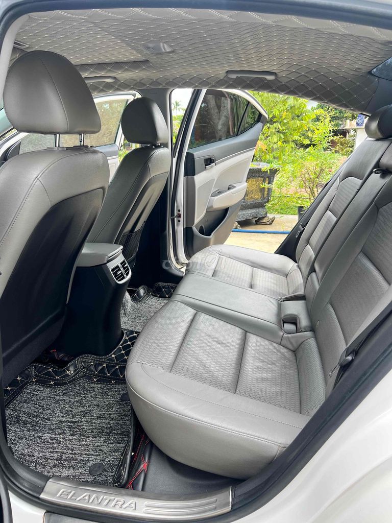 Hyundai Elantra 2017 - ảnh 4