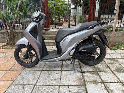 Honda SH 2018 - ảnh 1