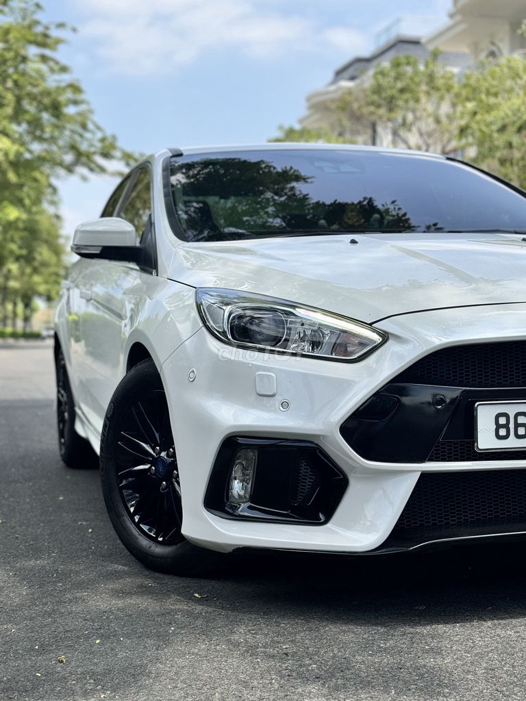 Ford Focus - ảnh 3