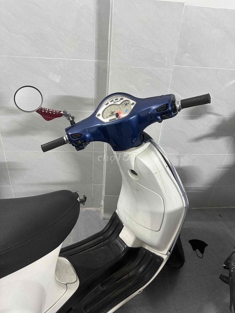 Piaggio Vespa 2009 - ảnh 2