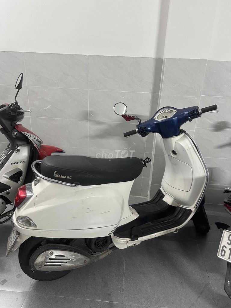 Piaggio Vespa 2009 - ảnh 3
