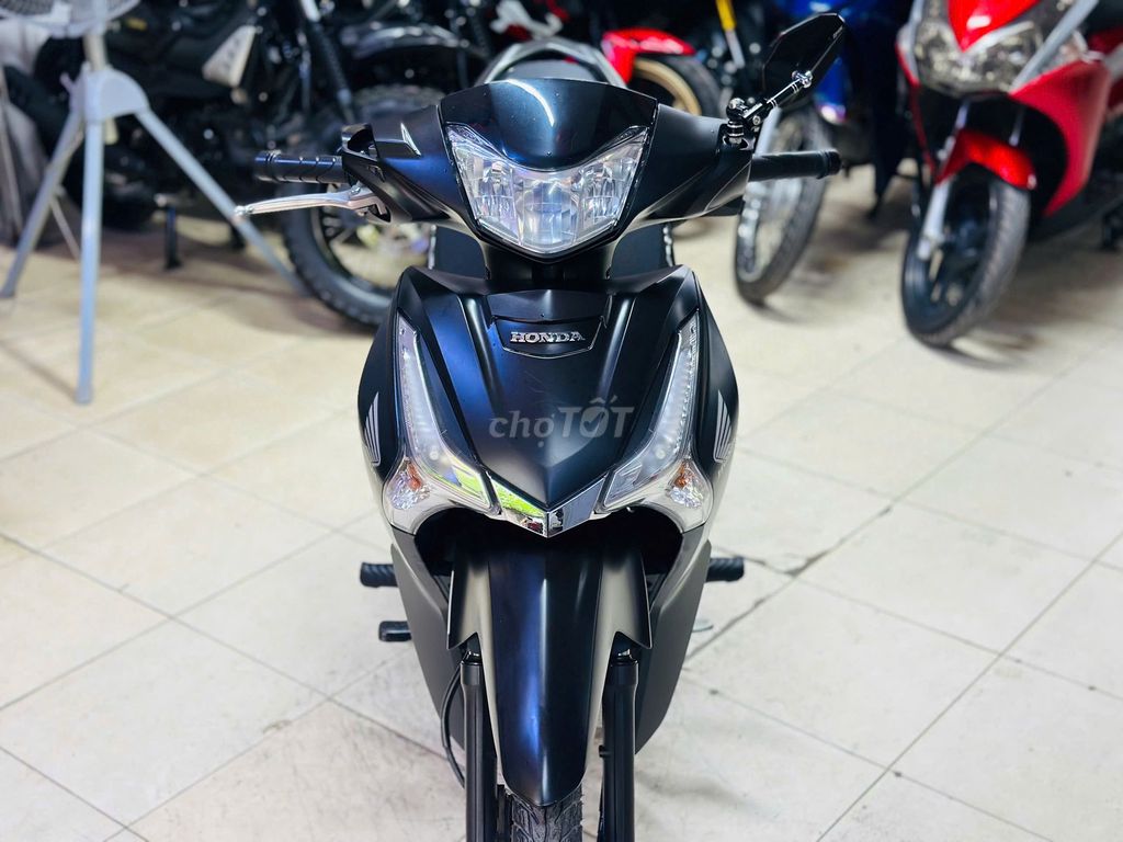XE M 2025 - ảnh 3