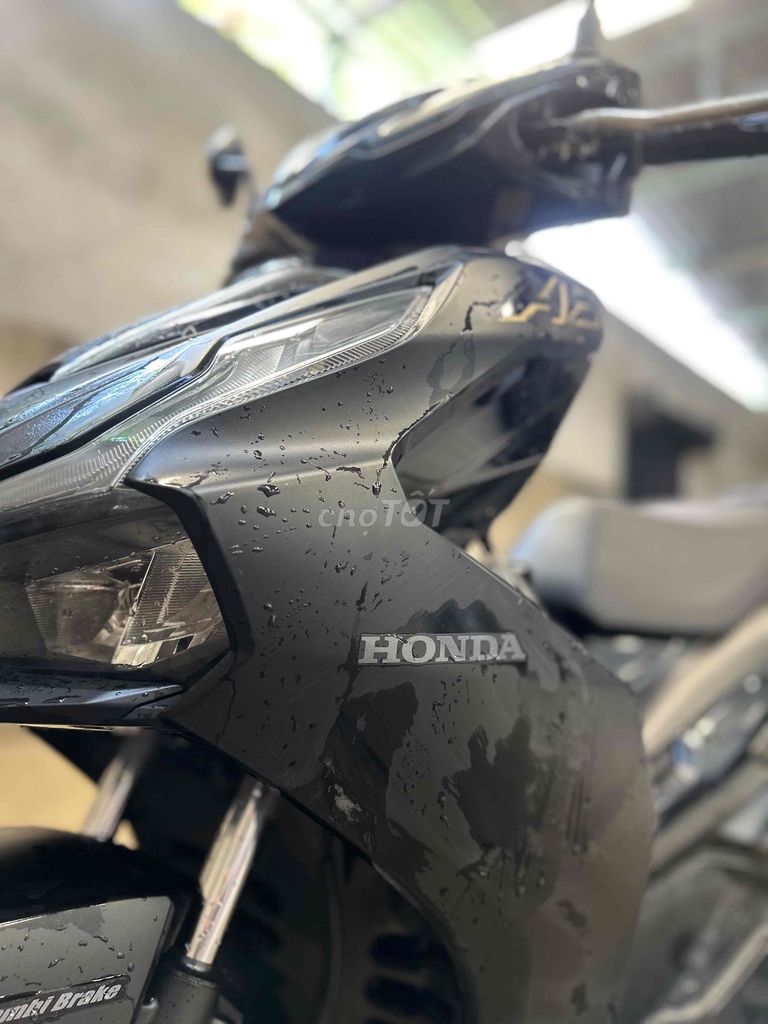 Honda Air Blade 2024 - ảnh 2