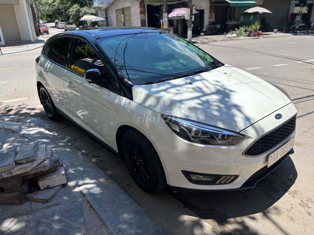 Ford Focus 2019 - ảnh 1